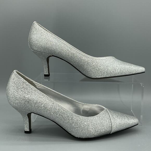 NEW Easy Street Women’s Chiffon Glitter Pumps Silver Size 8.5WW - Picture 1 of 10